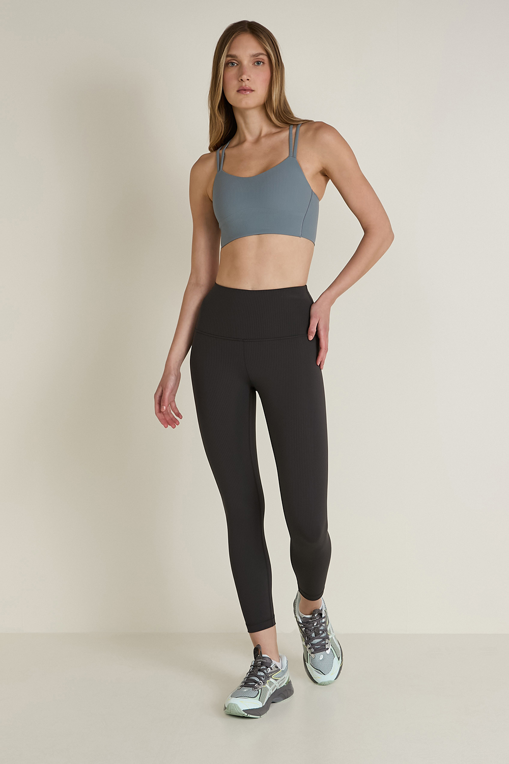 Wunder Train Ribbed HR Crop 23